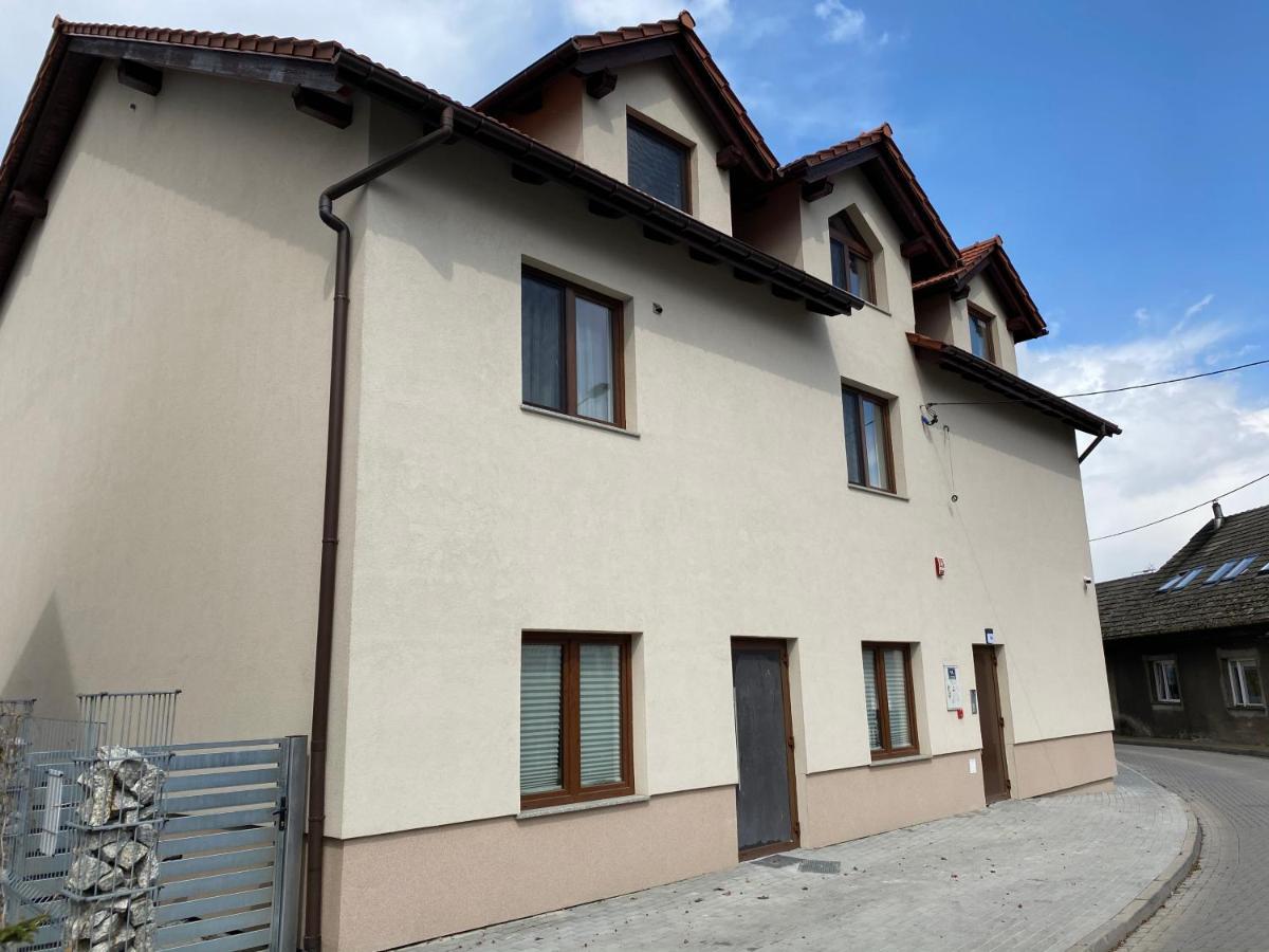 Apartamenty Centrum Andrychow Bagian luar foto