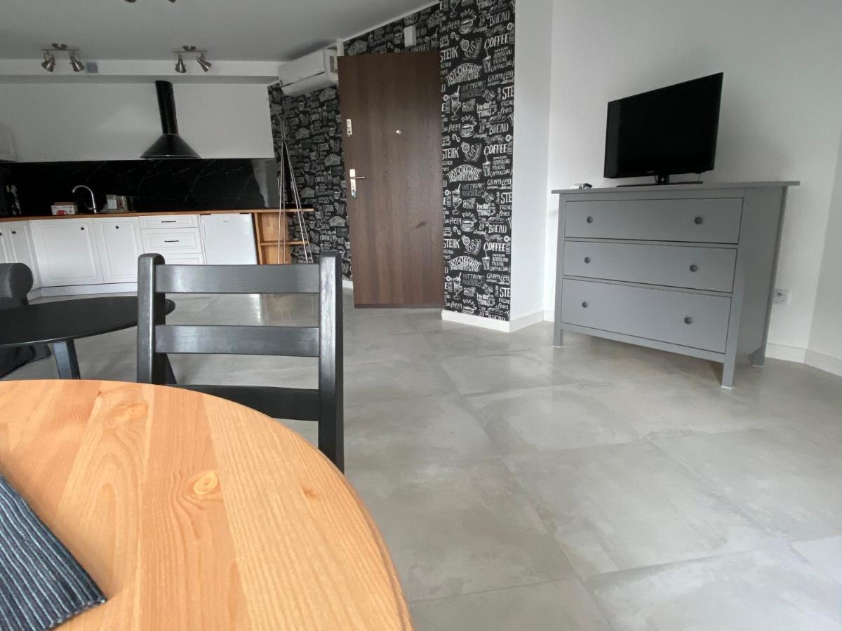 Apartamenty Centrum Andrychow Bagian luar foto