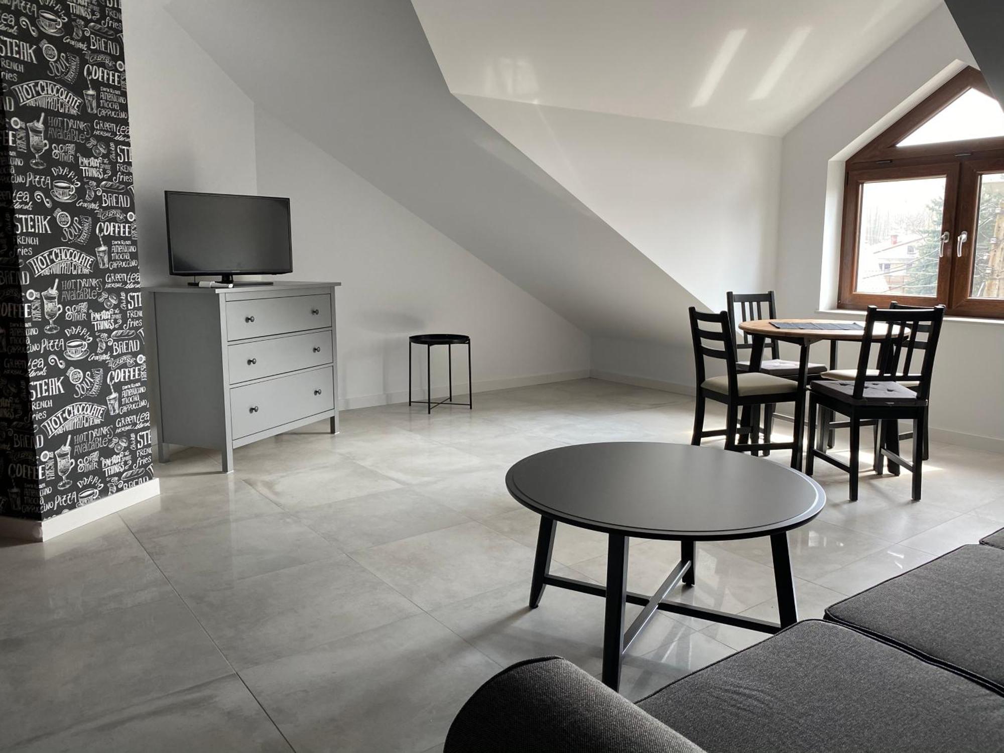 Apartamenty Centrum Andrychow Bagian luar foto